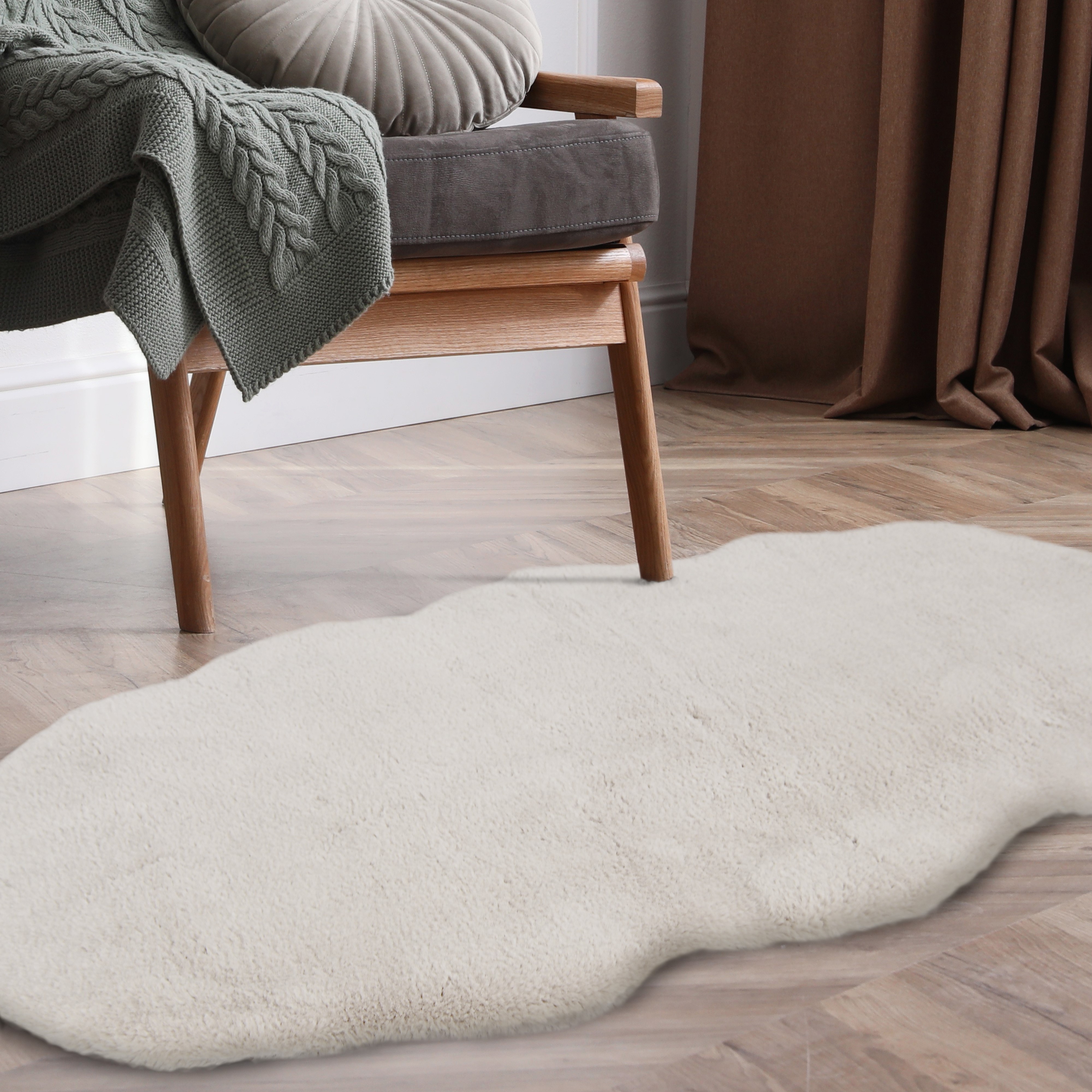 Luxury Faux Fur Plain Modern Shaped Rug 1 In Ivory White